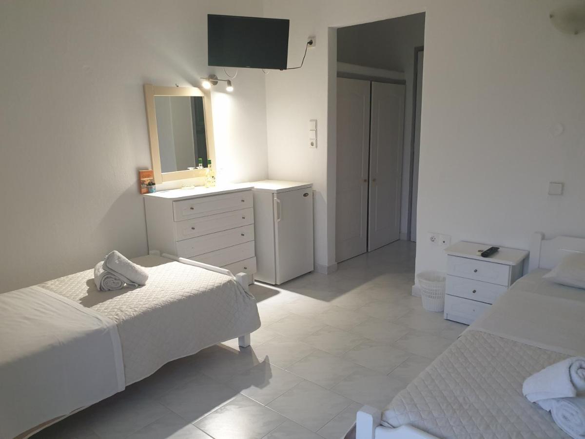 Syros Holidays Vari  Luaran gambar