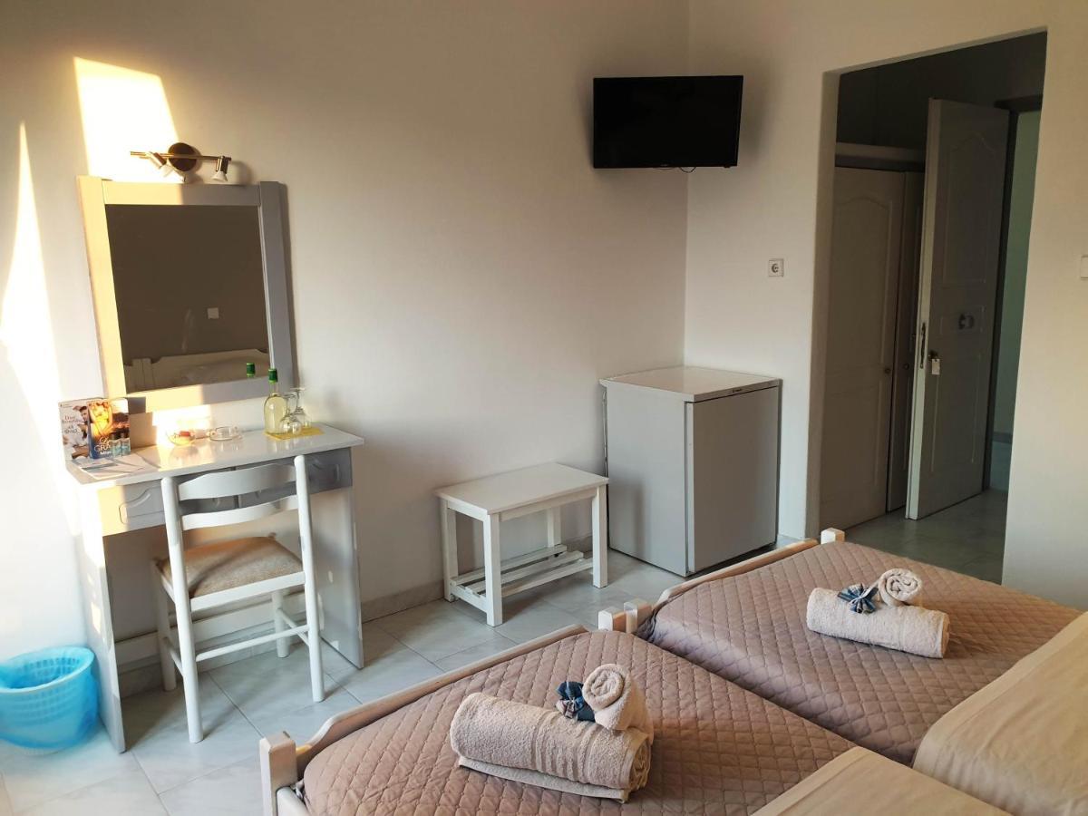 Syros Holidays Vari  Luaran gambar