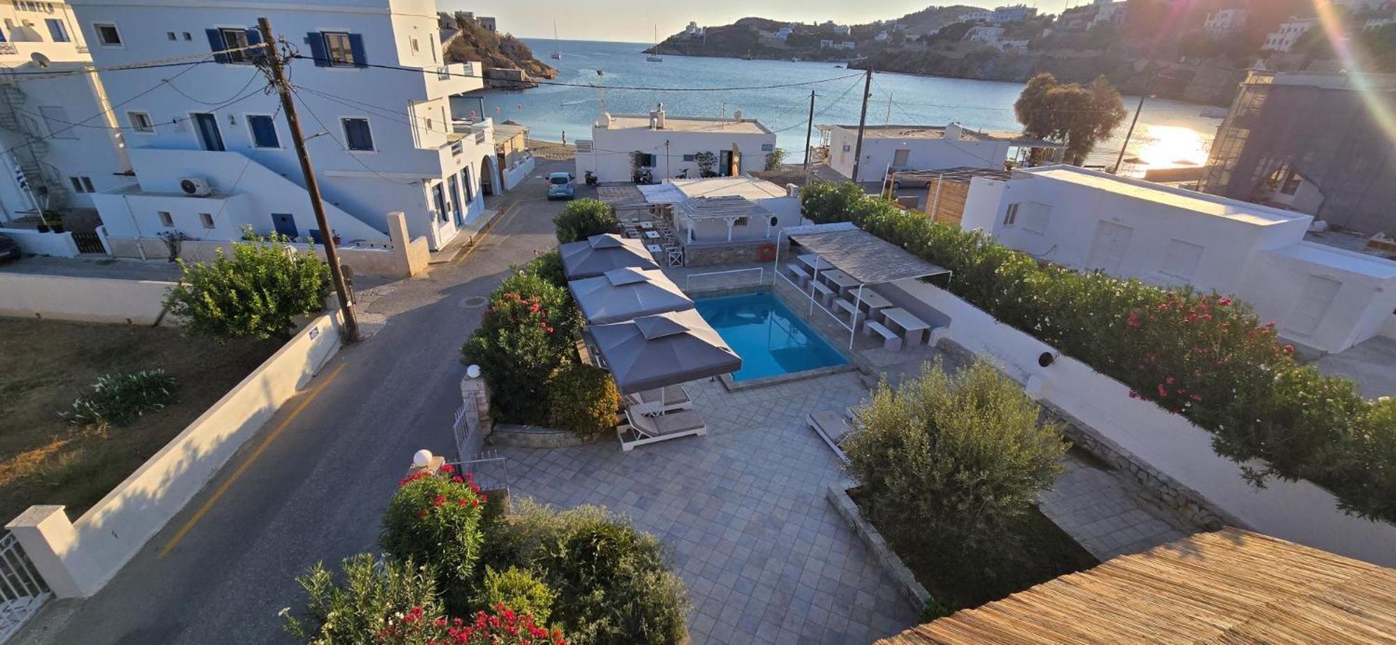 Syros Holidays Vari  Luaran gambar